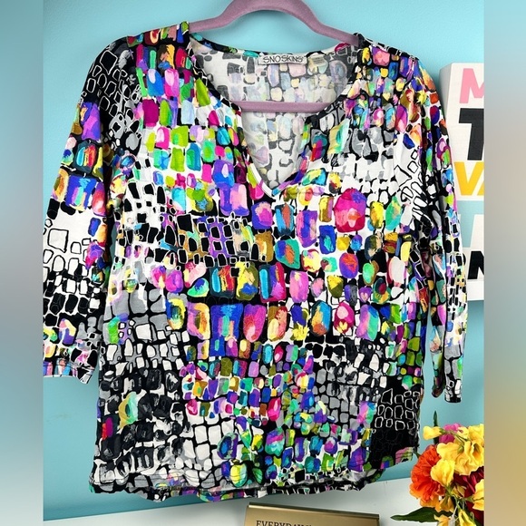 Ladies blouse size XS, multicolor excellent condition - Picture 1 of 10